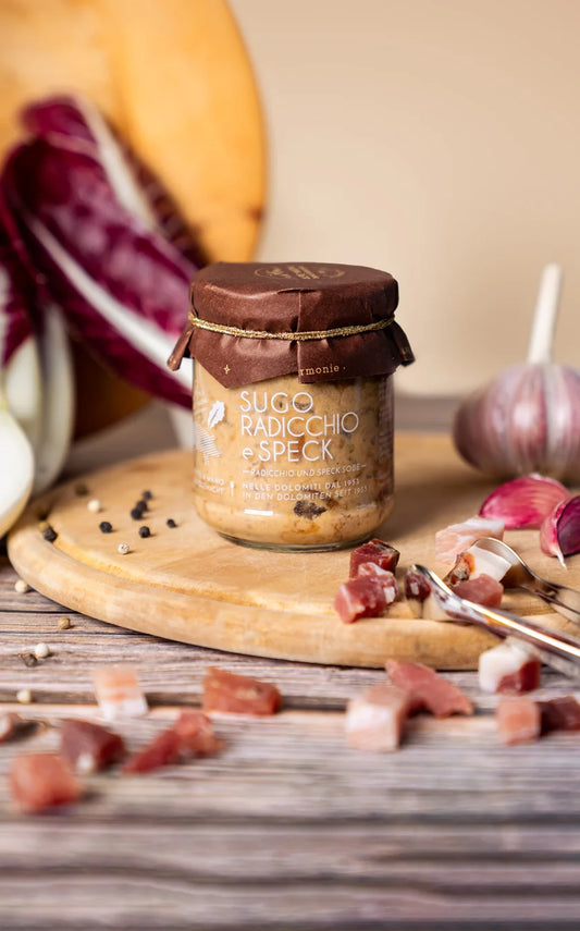 Sugo di Radicchio e Speck • 180g • Il perfetto equilibrio tra la nota amarognola dell'orto e il carattere dello speck